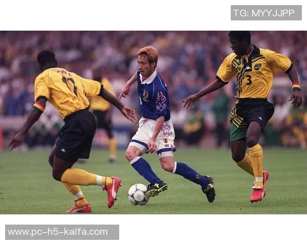 意甲历史上出场次数最多的亚洲球员阵容揭秘中田英寿与长友佑都领衔 意甲历史上出场次数最多的亚洲球员阵容揭秘中田英寿与长友佑都领衔