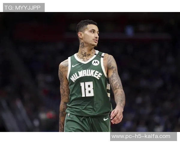 小波特高效表现砍下30分成雄鹿队史首人再现雷阿伦辉煌时刻