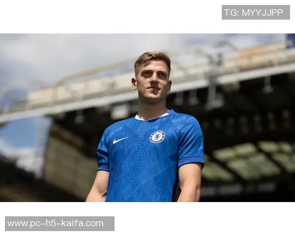 德拉普重返切尔西训练场3000万镑中锋复出备战新赛季